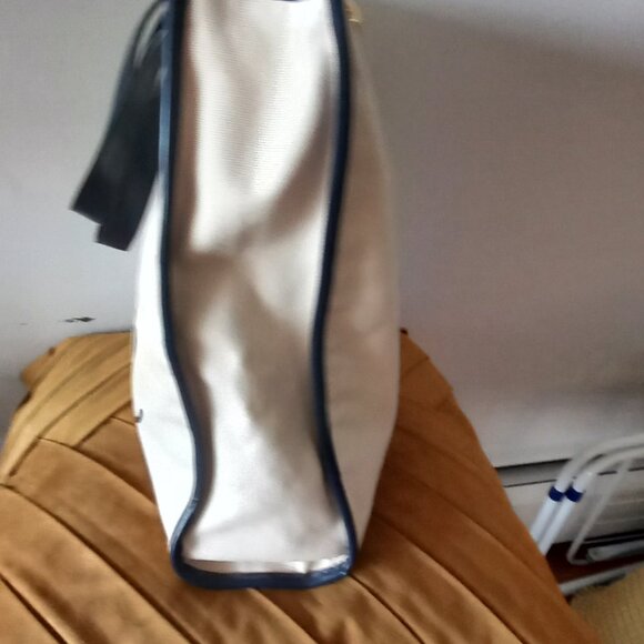 DRAPER JAMES Totes Y'all cream canvas tote bag with striped lining - Picture 9 of 16